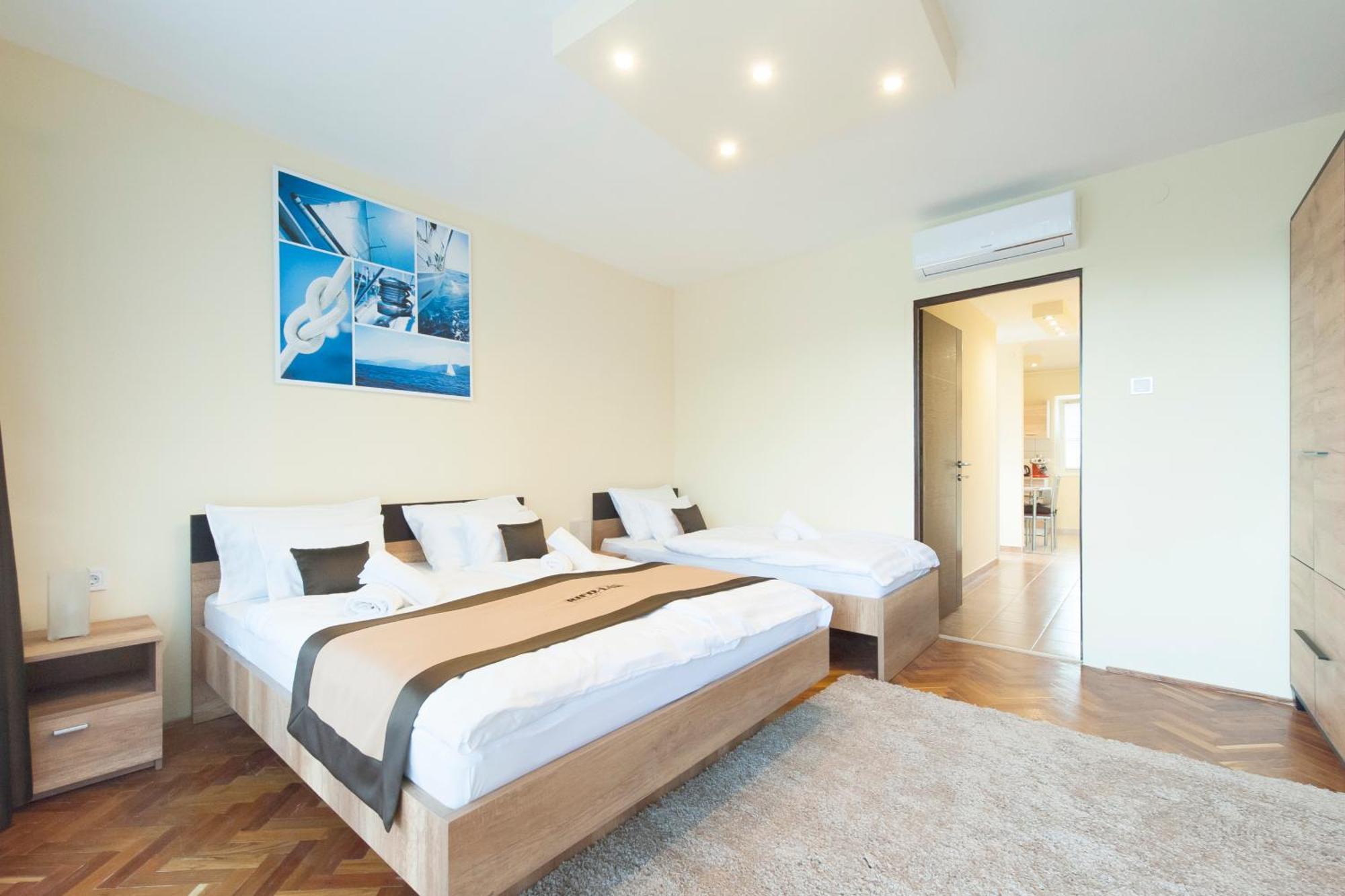 Bier-Lak Apartman House 71 バラトンレッレ エクステリア 写真