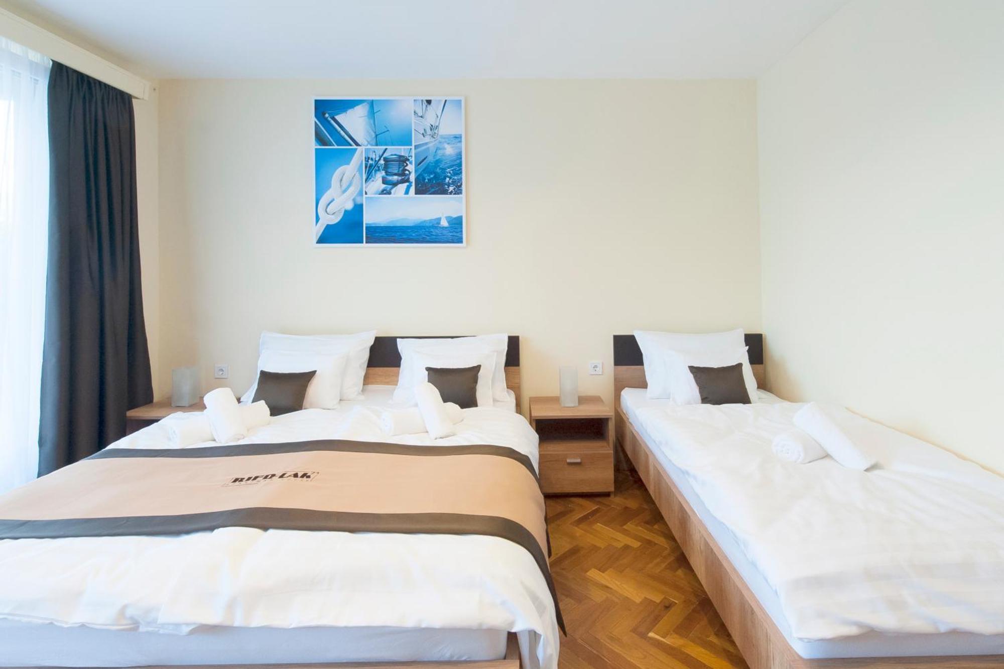 Bier-Lak Apartman House 71 バラトンレッレ エクステリア 写真