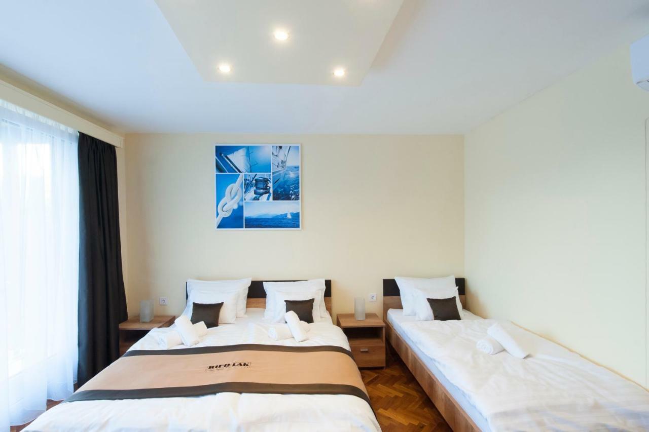 Bier-Lak Apartman House 71 バラトンレッレ エクステリア 写真