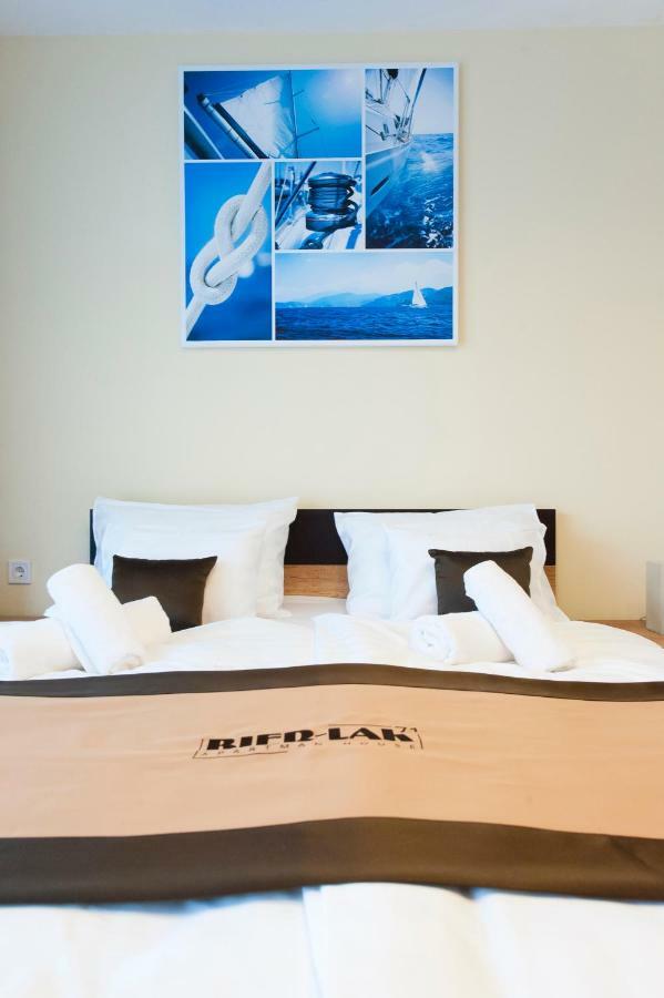 Bier-Lak Apartman House 71 バラトンレッレ エクステリア 写真