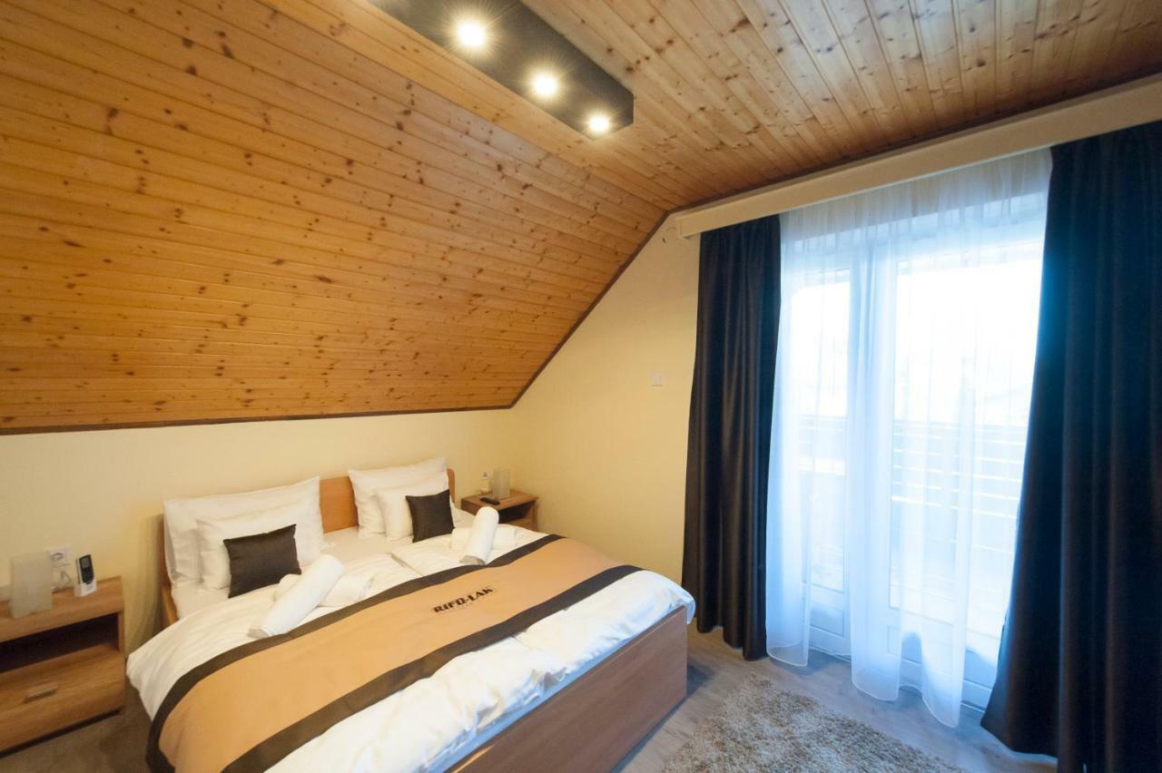 Bier-Lak Apartman House 71 バラトンレッレ エクステリア 写真