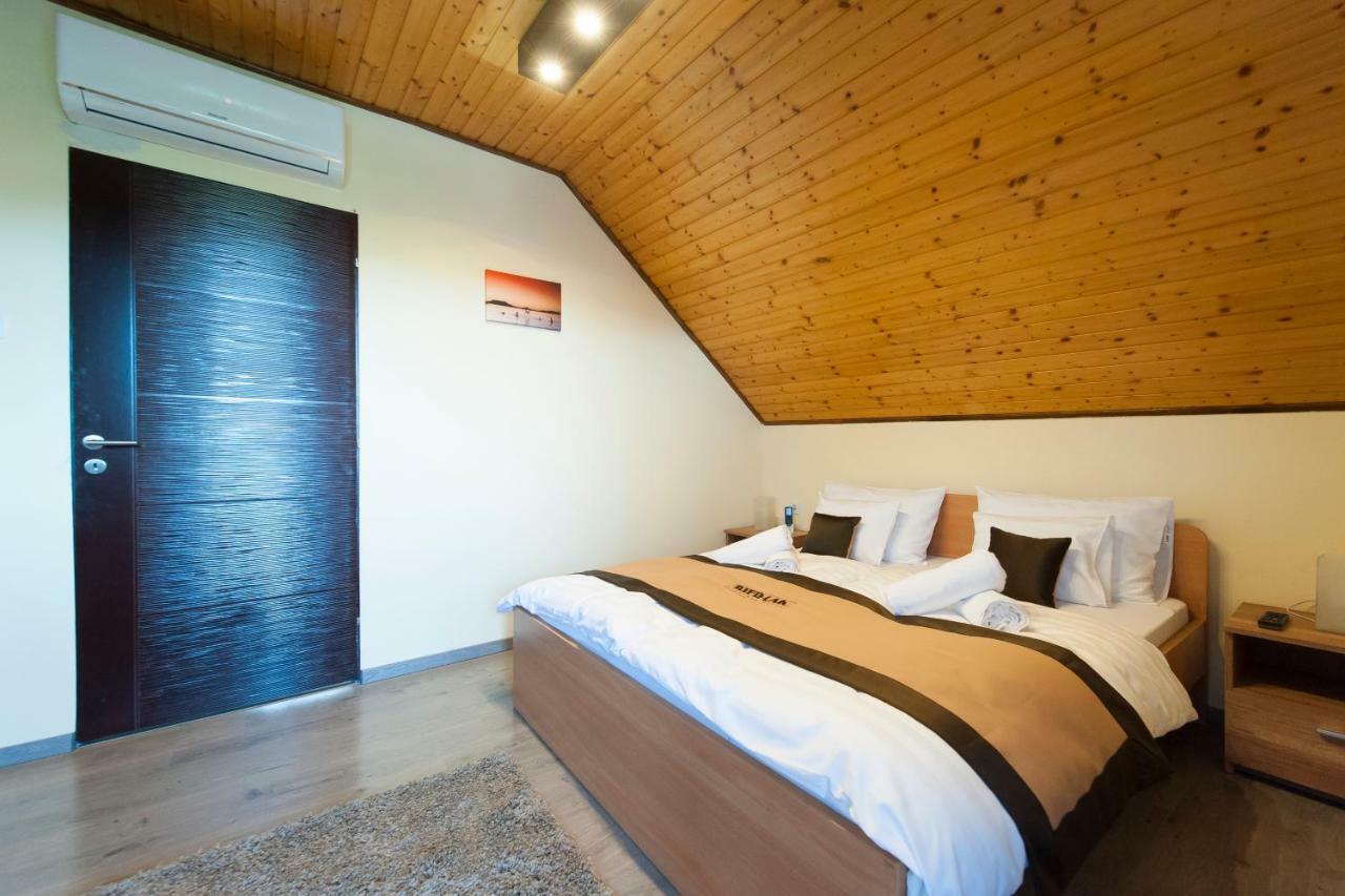 Bier-Lak Apartman House 71 バラトンレッレ エクステリア 写真