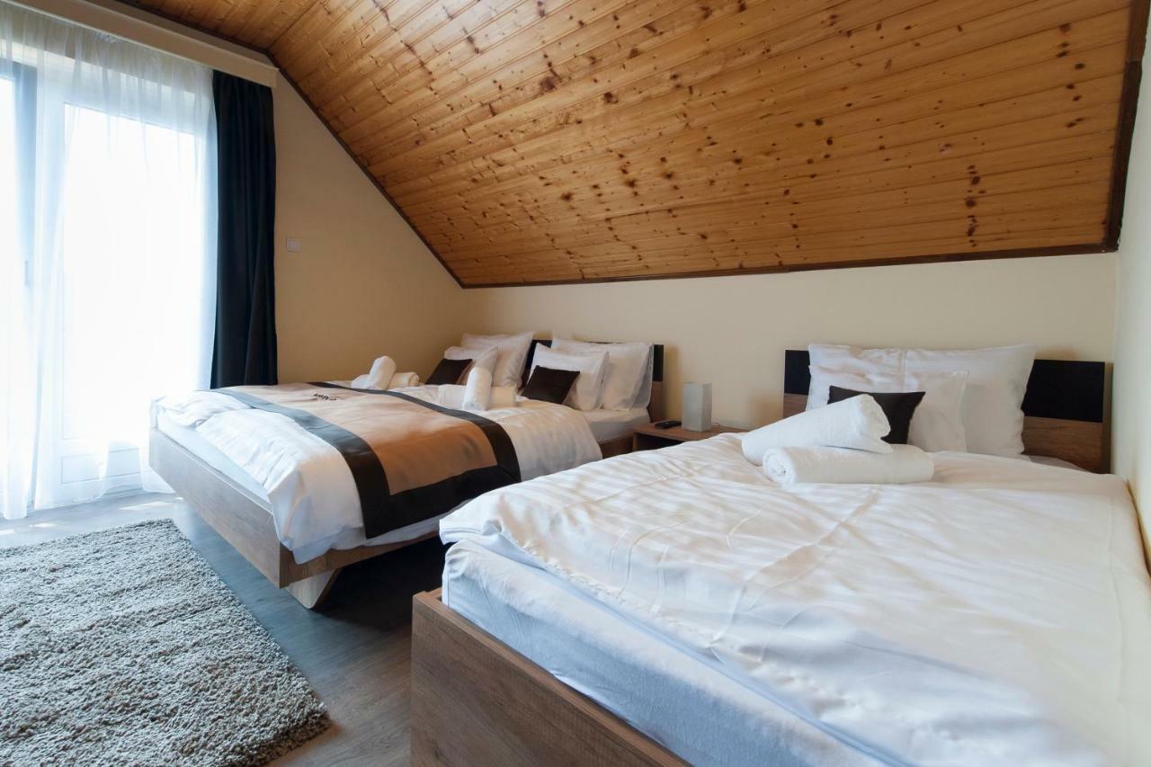 Bier-Lak Apartman House 71 バラトンレッレ エクステリア 写真